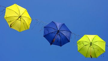 Regenschirme in Culemborg von Mark Veldman