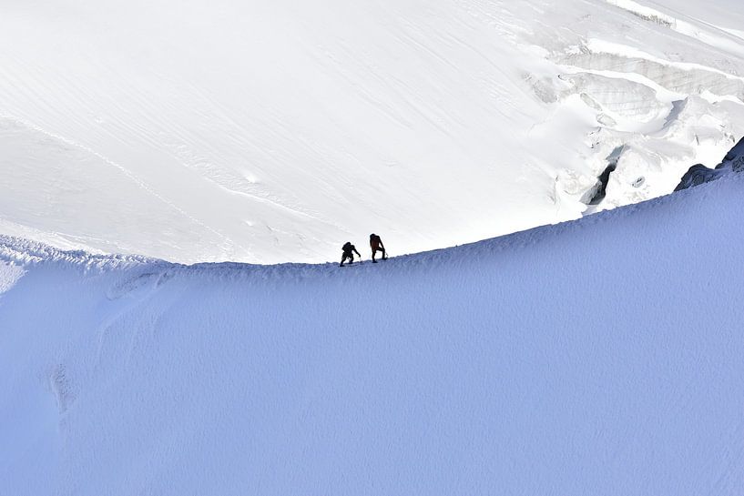 Climbers on the ridge by Luci Boreali