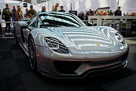 Silver Porsche 918 Spyder at the Amsterdam Motor Show by Maarten van der Weide