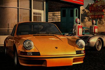 Porsche 911 Carrera bij een oud benzinestation