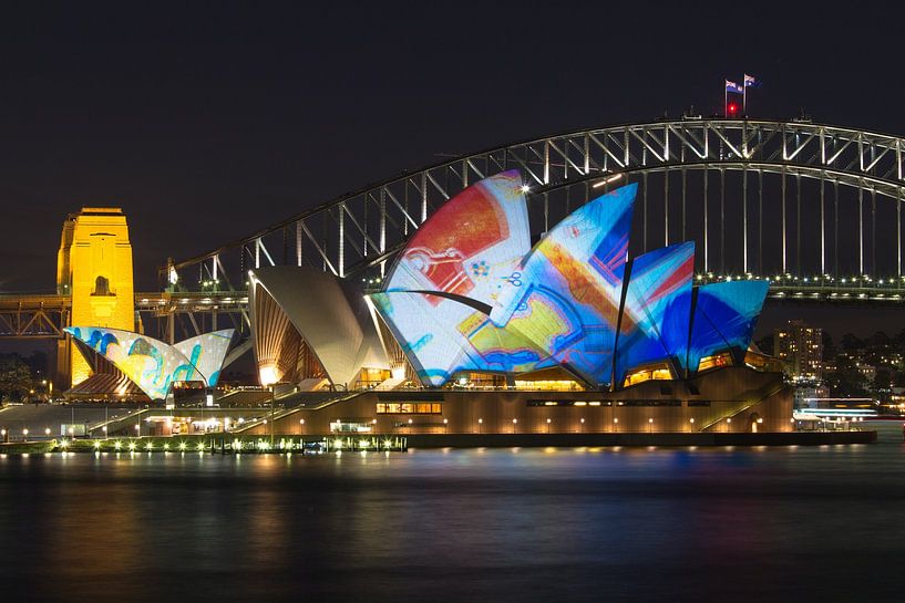 Sydney by Hello Pompoyo