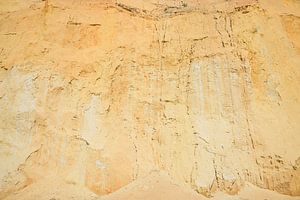 Wall of sand