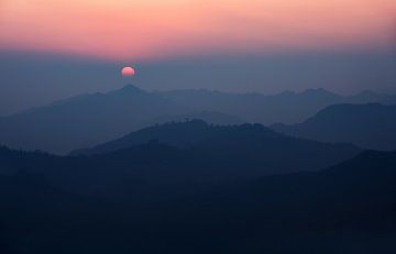 Vue sur la vallée de Katmandou (Népal) au coucher du soleil
