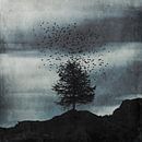 Aufstieg - Vogelschwarm über Baum von Dirk Wüstenhagen Miniaturansicht