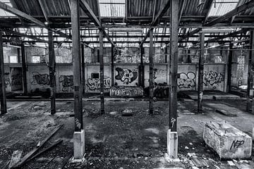 Abandoned Building - Urbex (Factory) by Marcel Kerdijk