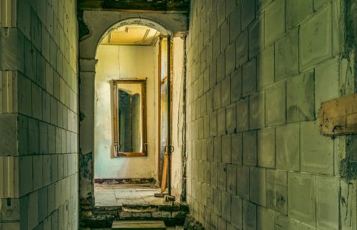 Mirror, mirror on the wall.....