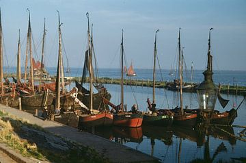 Vissersvloot Marken jaren 50 van Jaap Ros