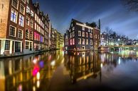 Amsterdam oudezijds voorburgwal by night van Marc Hollenberg thumbnail
