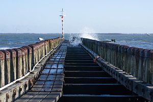 Pier bij de Kazemat in Vlissingen van Angelique Houmes