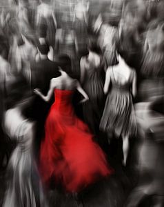 Dame in Rot
