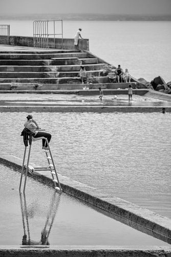 Lifeguard in Frankrijk (Binic) bij natuurbad van Rob van der Teen