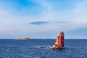 Blick auf den Leuchtturm Kjeungskjær Fyr in Norwegen