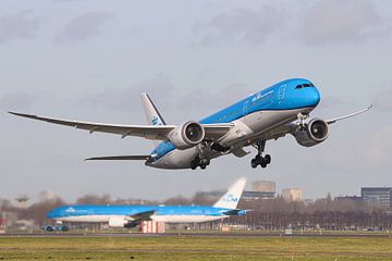 KLM Boeing 787-9 Take off - AMS