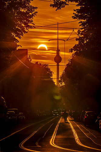 Sonnenfinsternis 2026 Fernsehturm Berlin