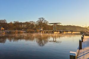 Alte Zugbrücke über die Oude IJssel bei Sonnenaufgang