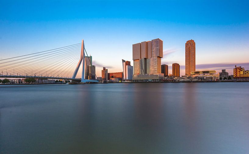 Die goldene Stunde an der Spitze des Südens (Rotterdam) von Eelke Brandsma