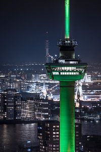 L'Euromast au niveau des yeux sur Jeroen van Dam