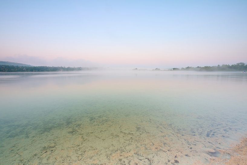 Serene water by Etienne Rijsdijk