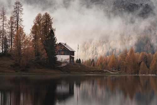 Croda d Lago Dolomieten Italië
