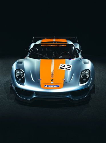 Porsche 918 RSR Dark Room