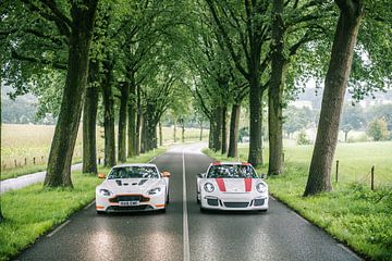 Porsche 911 R vs. Aston Martin V12 S von Sytse Dijkstra