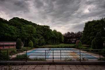 Urbex : Piscine abandonnée sur Carola Schellekens