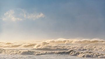 Vagues sur la plage de l'île de Texel, dans la région de la mer des Wadden. sur Sjoerd van der Wal Photographie