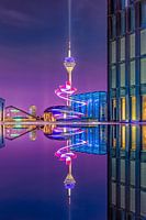De fijn afgestemde choreografie van het lichtontwerp voor de Rijntoren is bewaard gebleven in een vluchtig moment.