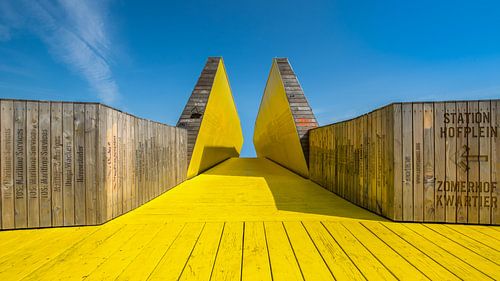 Voetgangersbrug