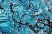 Abstract van gebroken ijsvormen in blauw - modern van Marianne van der Zee