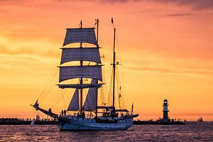 Sailing ship on the Hanse Sail by Rico Ködder