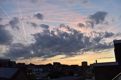 Geschäftiger Sonnenuntergang