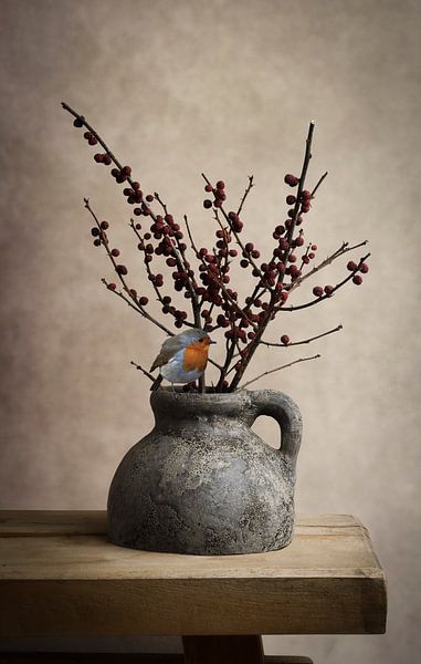 Stilleben Trockenblumen mit Rotkehlchen von Marjolein van Middelkoop