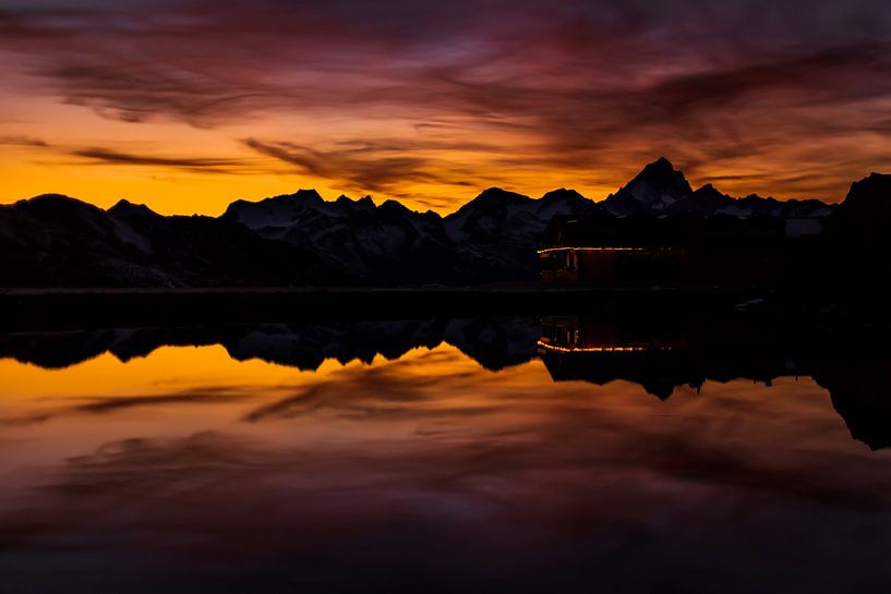 Zonsondergang op de Nufenenpass - Ticino / Wallis - Zwitserland van Felina Photography