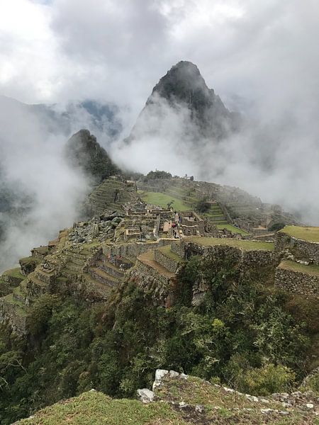 Machu Picchu by Hello Pompoyo