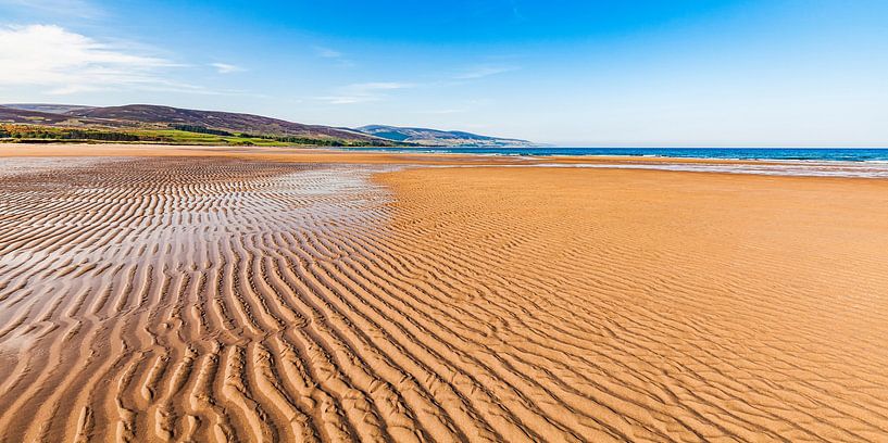 Brora beach on the east coast of Scotland by Werner Dieterich