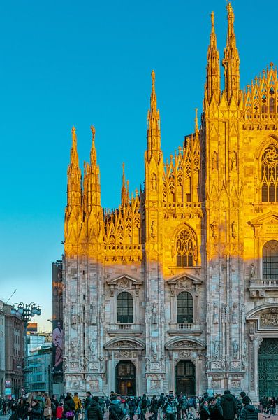 Milan by Hello Pompoyo