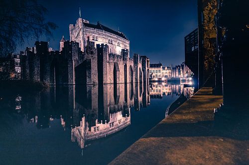 Le magnifique château médiéval de Gravensteen dans la ville de Gand