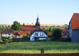 Dorfidylle by Vera Laake