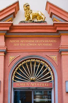 Apotheek Löwen Trier van Luis Emilio Villegas Amador