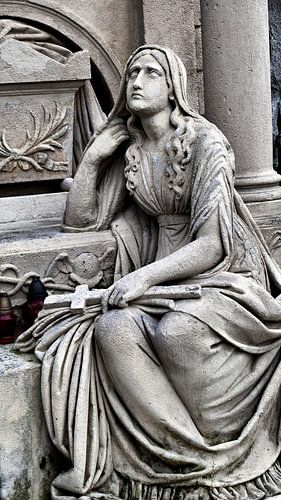 ...ein Land der Lebenden und ein Land der Toten... III