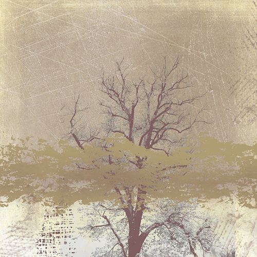 Modernes Kunstwerk mit Baum und Texturen in Beige-, Gold- und Rot-Tönen