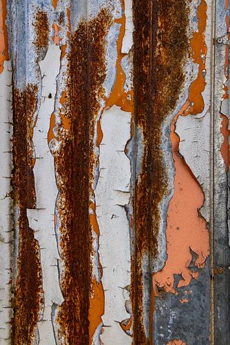 Abstract met metaal.