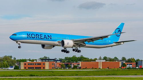 Avion de ligne Boeing 777-300ER de Korean Air.