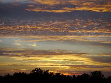 Horizon avondlucht van Anouk Beunen