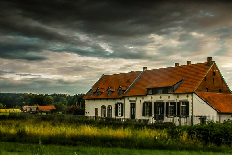 Bauernhaus am Abend von Roel Simons