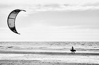 Kitesurfer in Oostende van Rik Verslype thumbnail