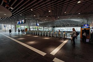 Delft railway station by Rob Boon