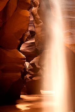 Antelope Canyon, beam of light.