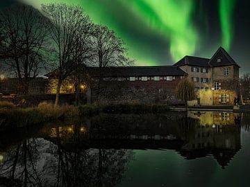 Noorderlicht boven kasteel Dinslaken van Photo Art SD
